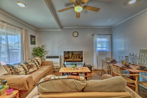 Long Beach Apt with Patio about 3 Mi to Beaches!